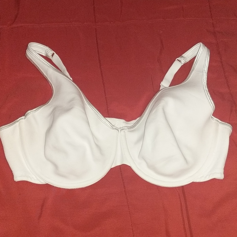 T shirt bra